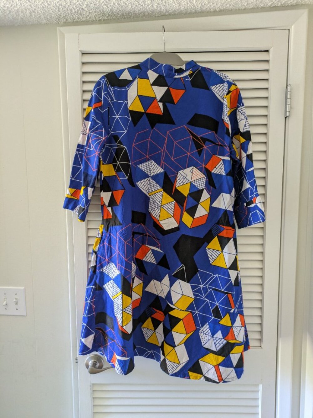 Zuri blue geometric dress, Size Medium - Picture 2 of 5